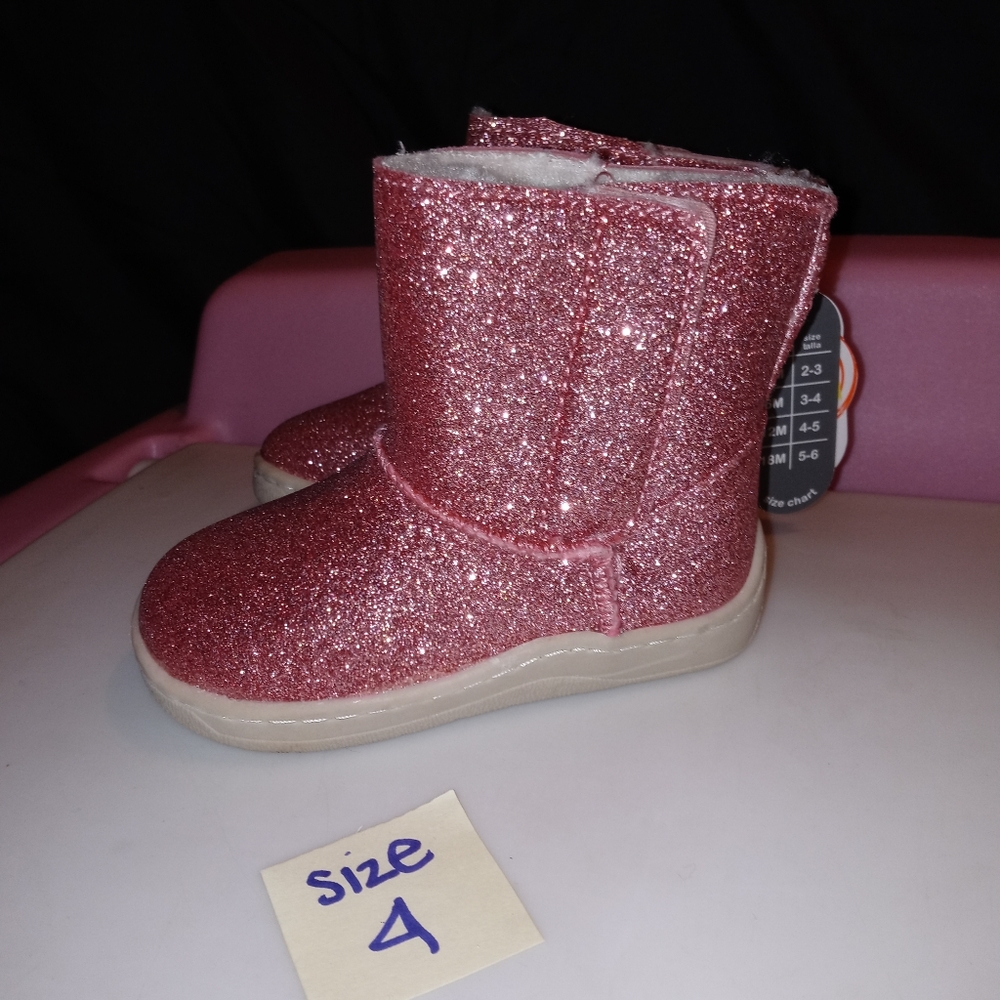 Shoes - Picture 8 of 12